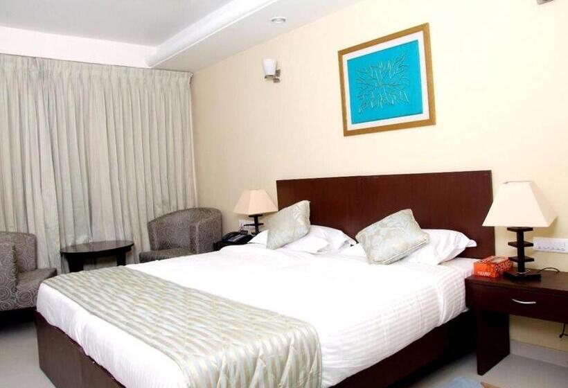 غرفة ديلوكس سرير كينج, The Townhall