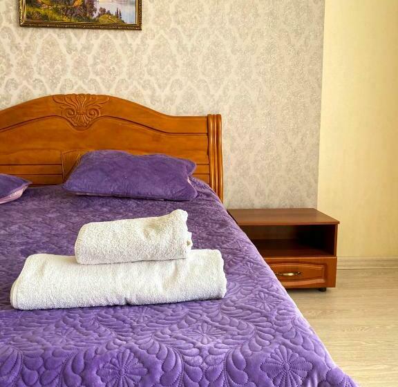 اتاق استاندارد چهار تخته, Al Baraka