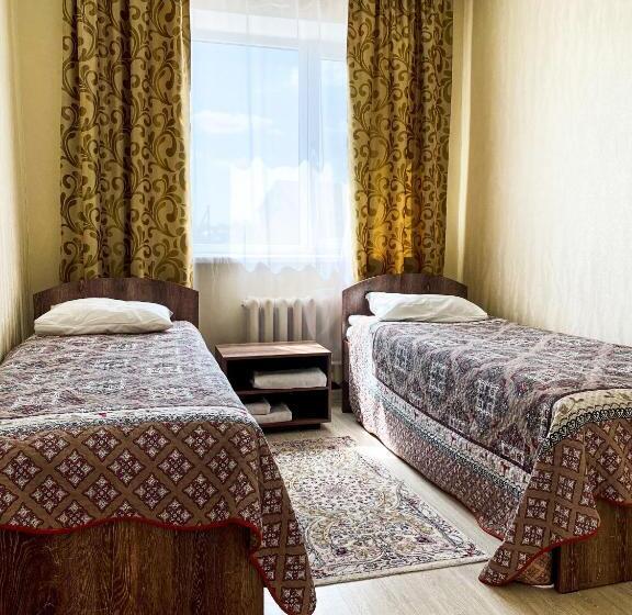 اتاق استاندارد چهار تخته, Al Baraka