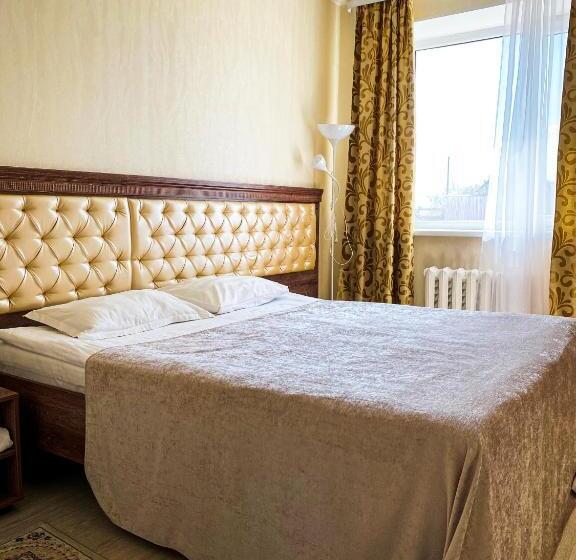 اتاق استاندارد چهار تخته, Al Baraka