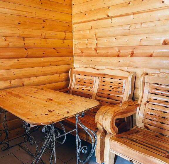 خانه 1 خوابه, Al Baraka