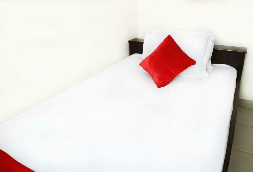 اتاق استاندارد یک نفره, The Sylhet International