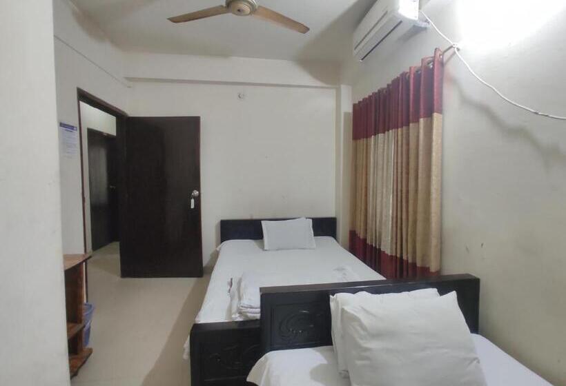 اتاق استاندارد سه نفره, The Sylhet International