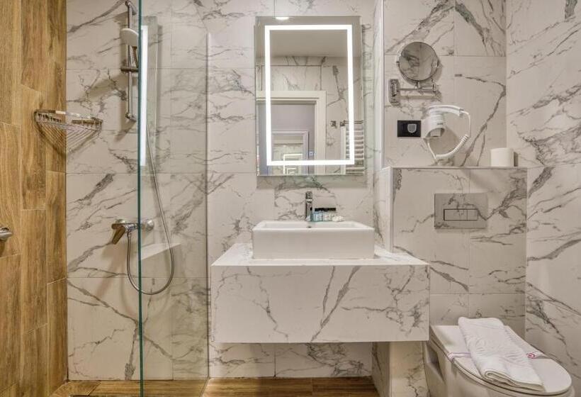 اتاق لوکس سه تخته, Montenegrina Hotel & Spa All Inclusive