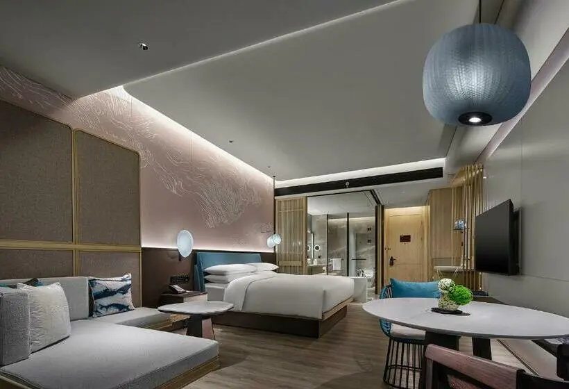 キングサイズベッドのスタンダードルーム, Qinhuangdao Marriott Resort