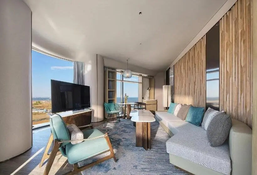 キングサイズベッドのスイートルーム, Qinhuangdao Marriott Resort