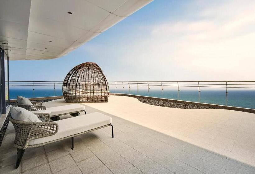 带大床的套房, Qinhuangdao Marriott Resort