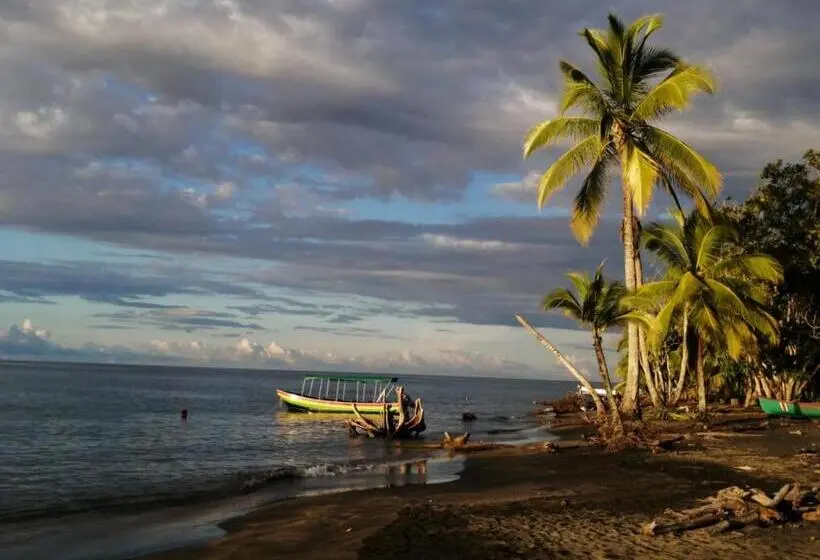 スリーベッドルーム　ヴィラ, Villas Y Glampings Mya  Puerto Viejo, Limon, Cr