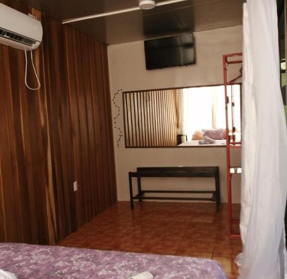 וילה בת חדר שינה 1, Villas Y Glampings Mya  Puerto Viejo, Limon, Cr