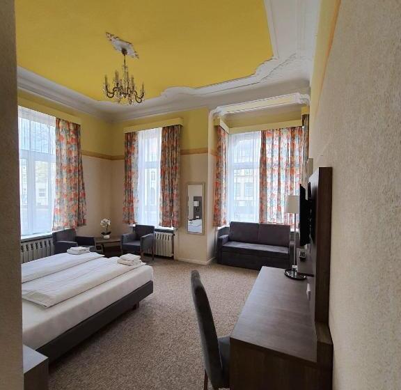 Номер Стандарт, Knöpel