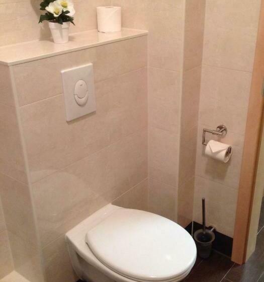 标准单人间, Pension An Der Werft