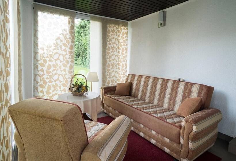 침실 2개 아파트, Das Fritz