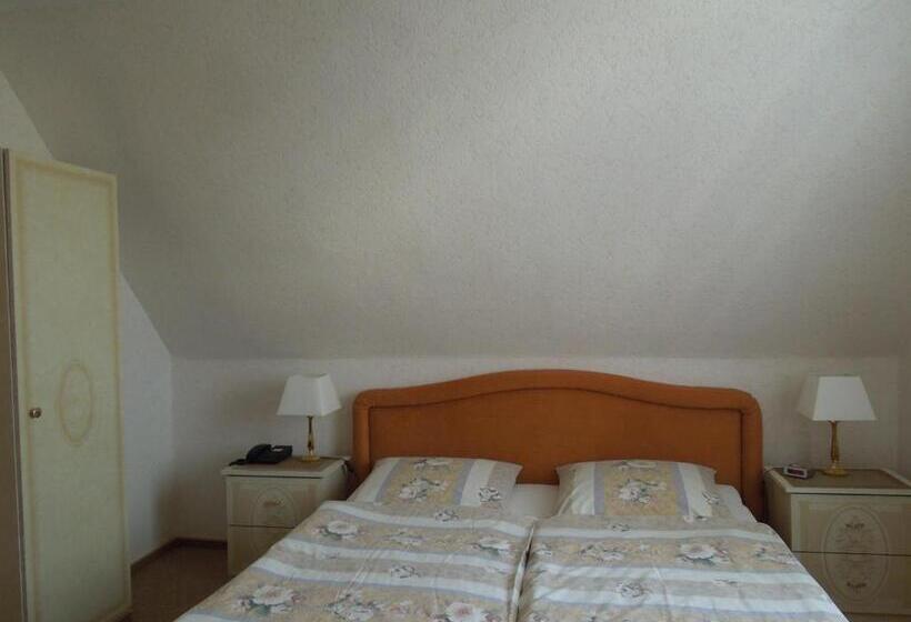 اتاق استاندارد, Gode Wind