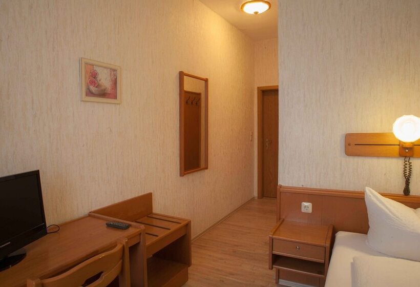 スタンダードシングルルーム, Kutzbach