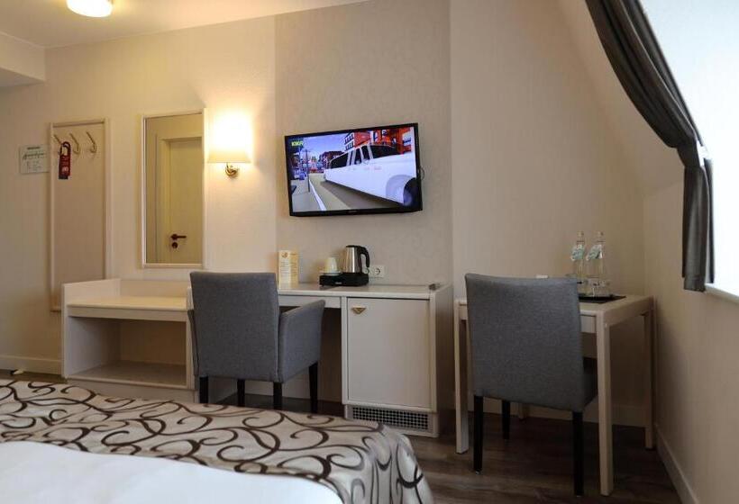 スタンダードインサイドビュールーム, Markischer Hof