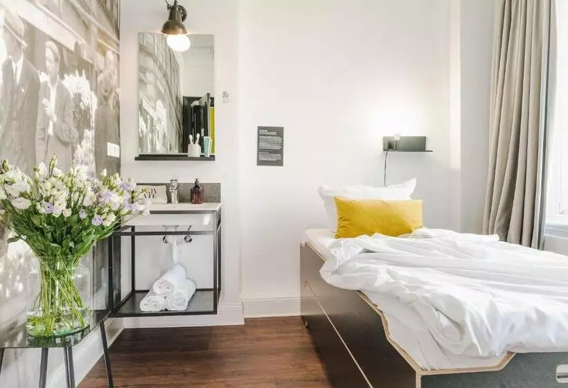 اتاق استاندارد یک تخته با سرویس بهداشتی مشترک, Pyjama Park St Pauli Hotel Und Hostel