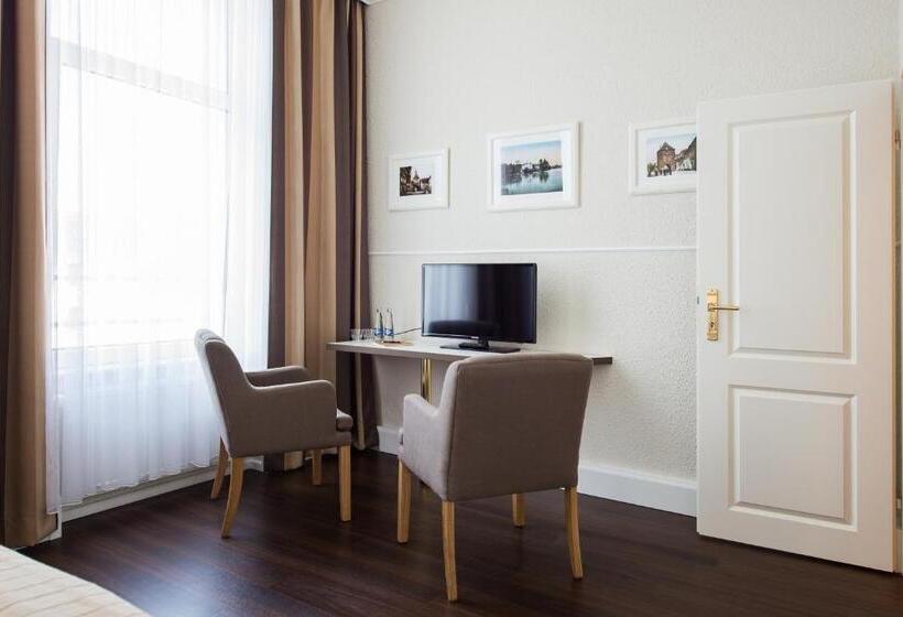 标准间, Stralsund