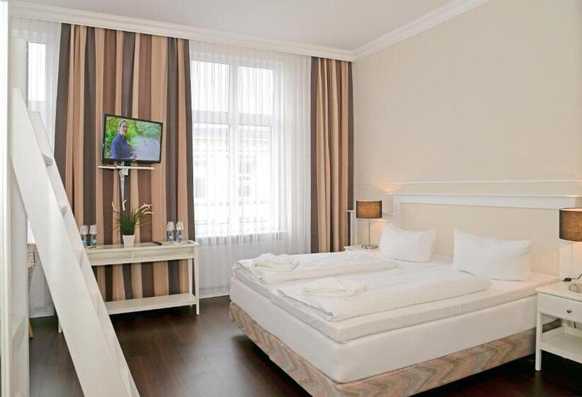 家庭间, Stralsund