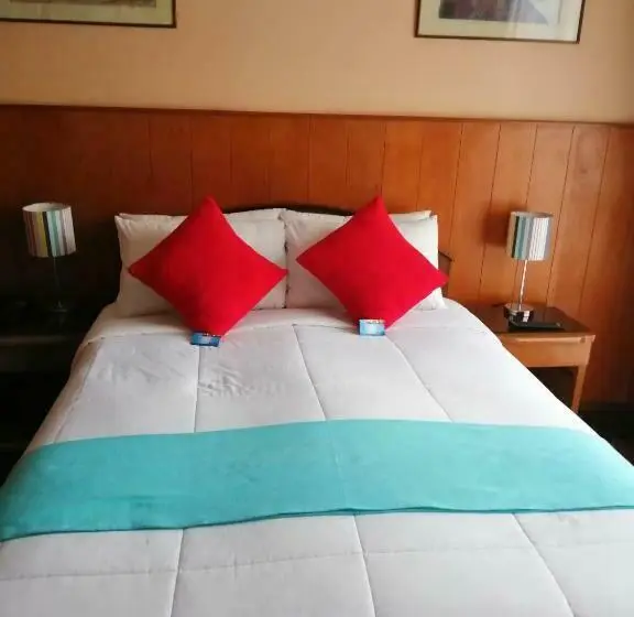 اتاق استاندارد, Huaytusive Inn