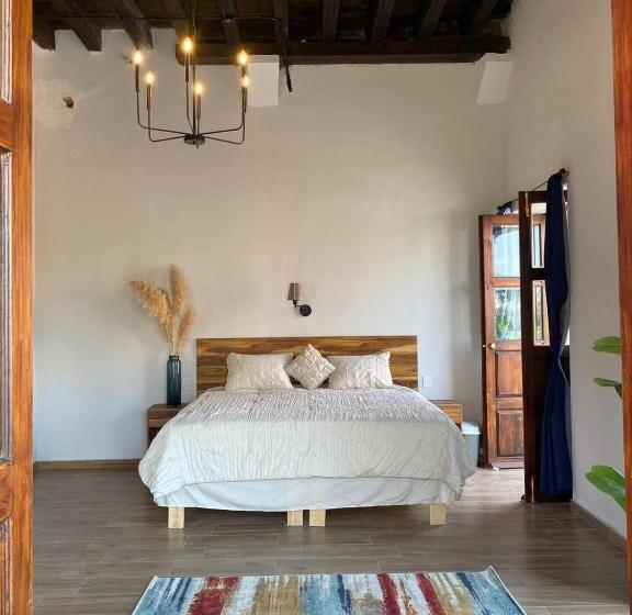 חדר דלוקס עם מרפסת, Palacio De Las Rosas