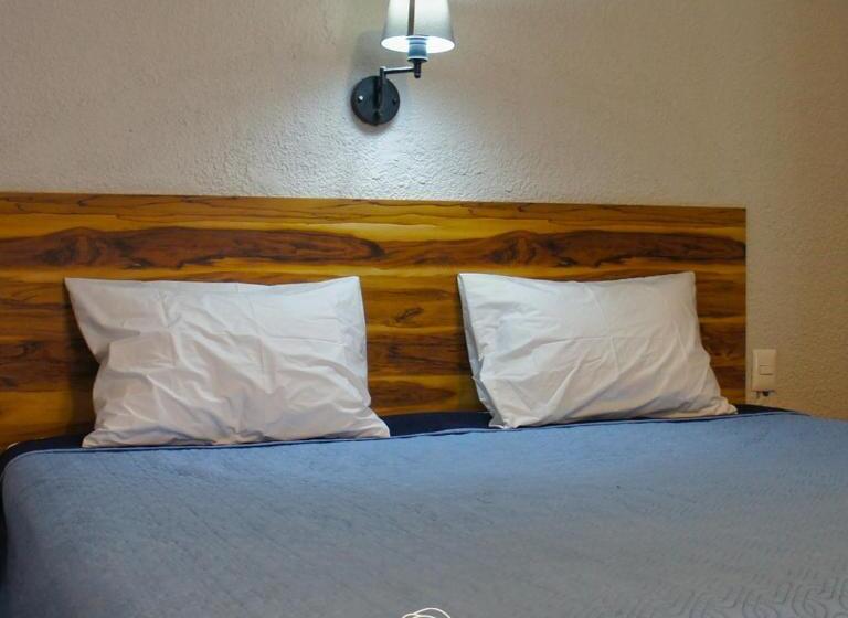 חדר דלוקס, Palacio De Las Rosas