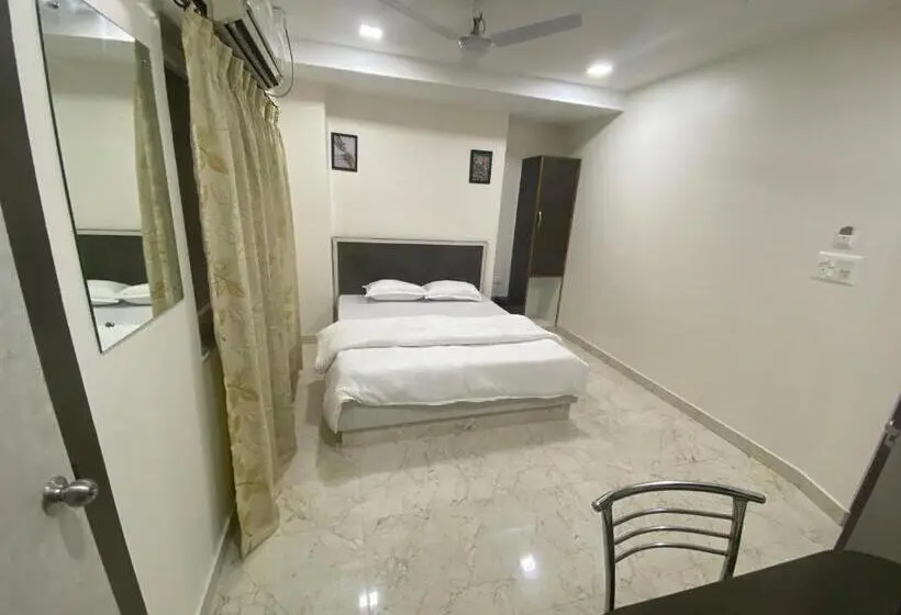 Camera Familiare, Abode
