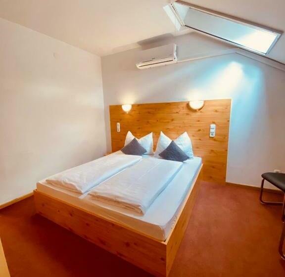 Номер Стандарт с Балконом, Sommer Panzió