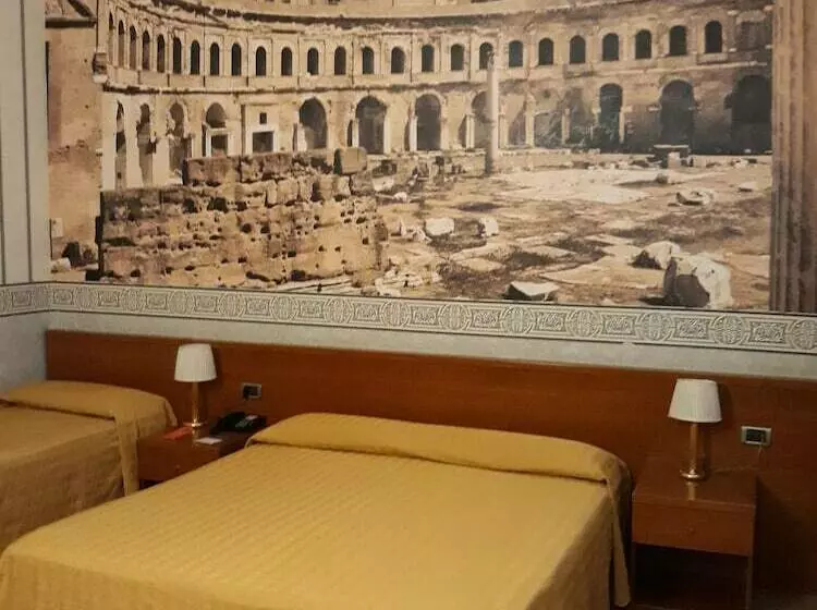 اتاق استاندارد سه نفره, Ele Green Park Hotel Pamphili