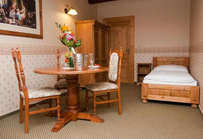 غرفة قياسية ثلاثية, & Caffe Silesia