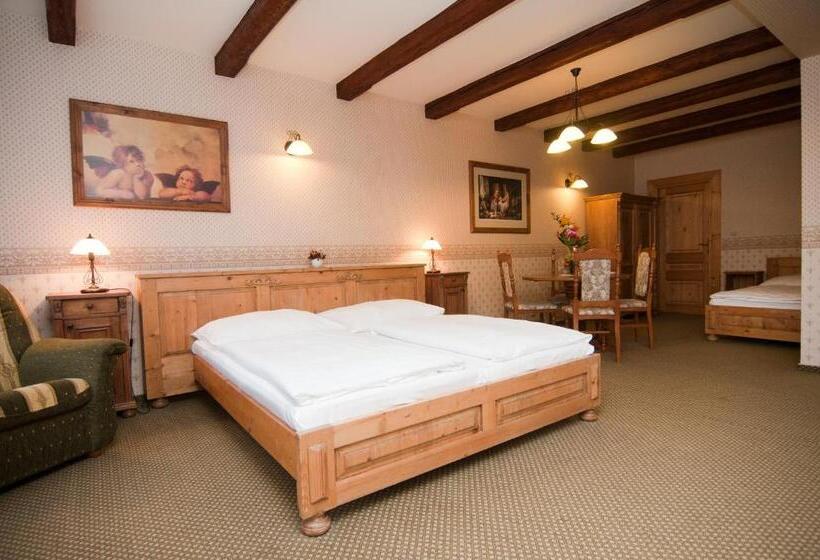 غرفة قياسية ثلاثية, & Caffe Silesia