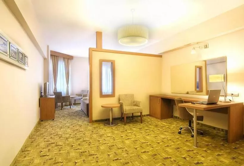 Sviitti, Cerkezkoy Business
