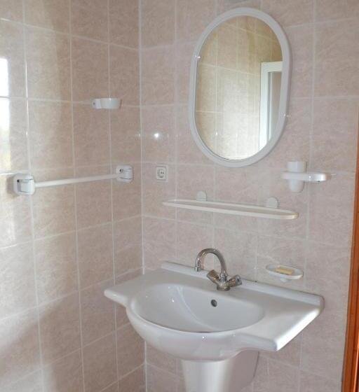 اتاق خانوادگی, Cirali