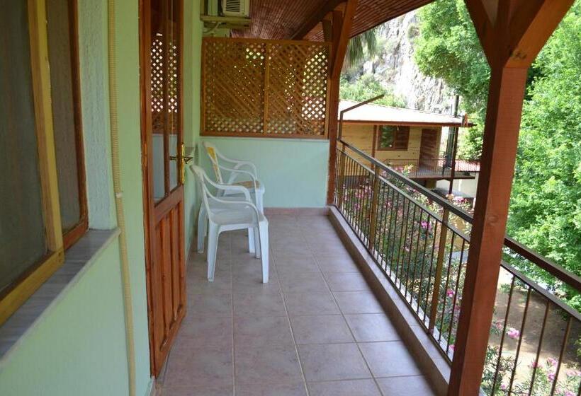 اتاق استاندارد یک نفره, Cirali