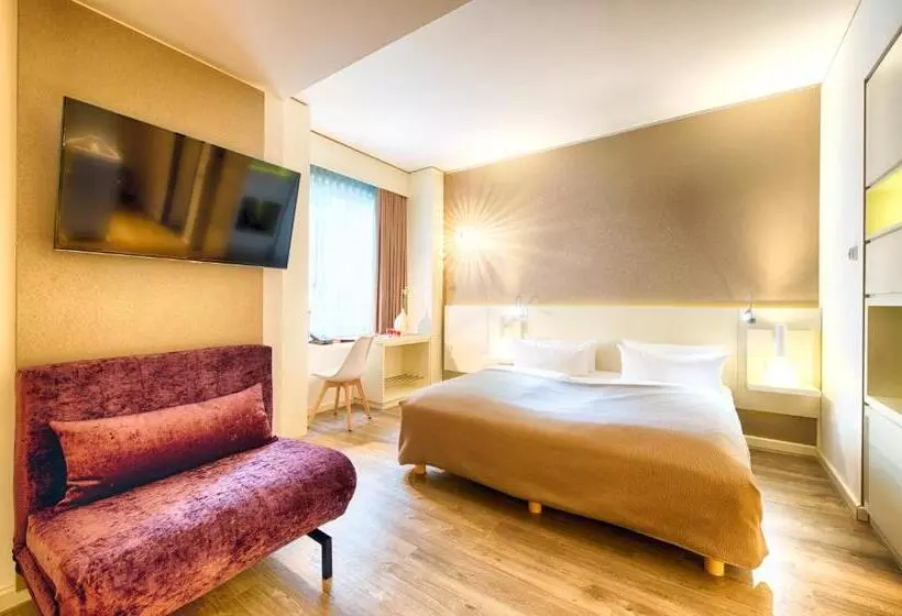 اتاق اجرایی سه نفره, Leonardo Hotel Berlin Mitte
