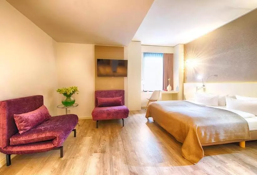 اتاق اجرایی سه نفره, Leonardo Hotel Berlin Mitte