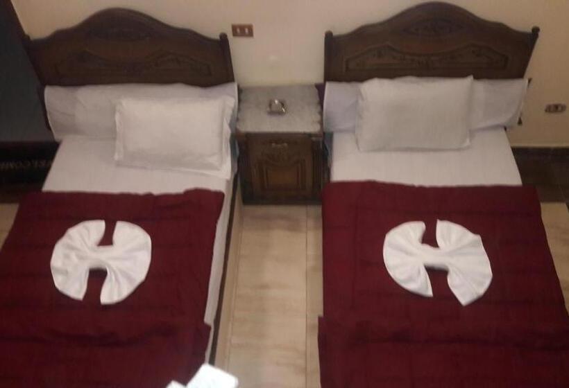 اتاق لوکس, Pharoah S Palace