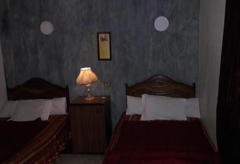 اتاق لوکس, Pharoah S Palace