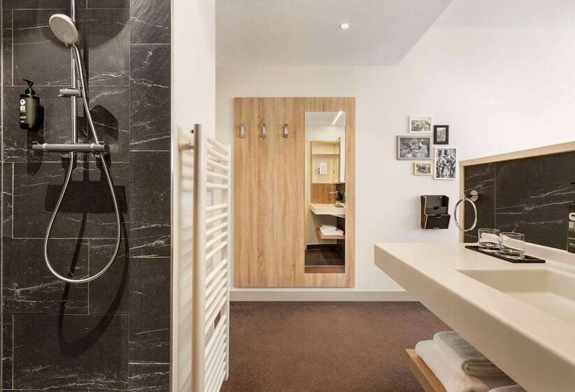 コンフォートルーム, Vienna House Easy By Wyndham  München