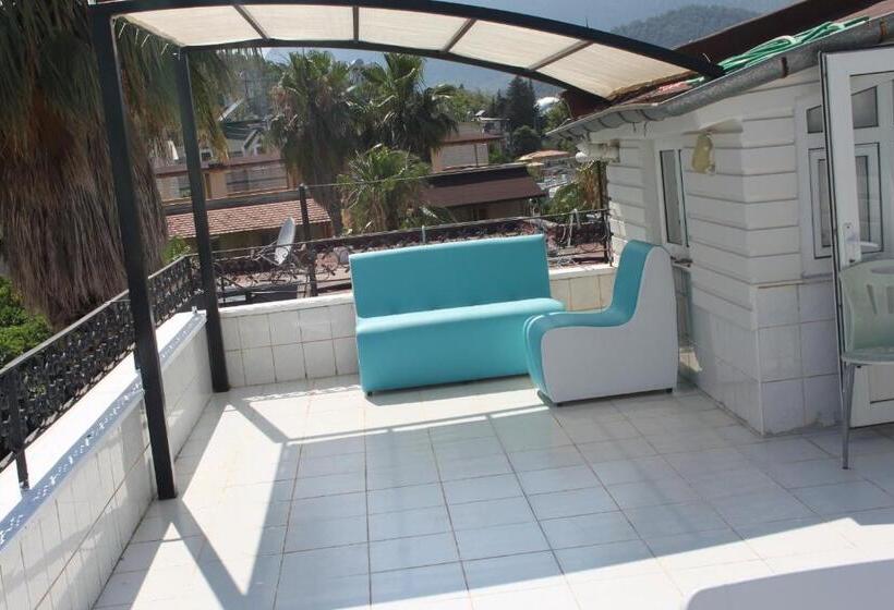 Номер Стандарт, Kara Family Apart