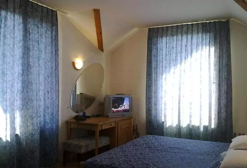 اتاق سوپریور, Park Hotel Amfora