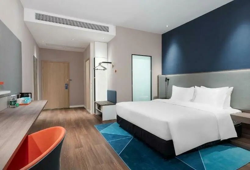 キングサイズベッドのスタンダードルーム, Holiday Inn Express Changsha University Tech City By Ihg