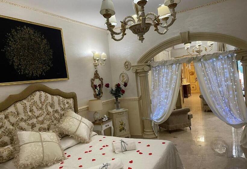 اتاق استاندارد, Regina Suite