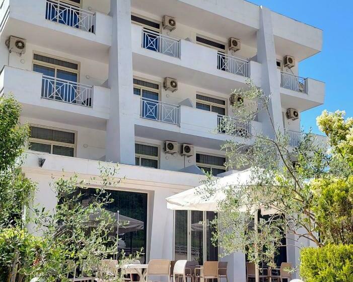 חדר דלוקס, Nacional Durres