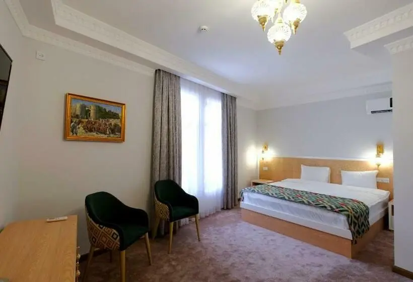 Deluxe Suite King Bed, Shaherezade Garden