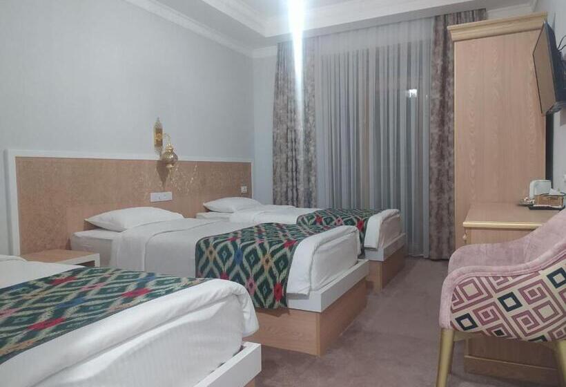 غرفة ديلوكس ثلاثية, Shaherezade Garden