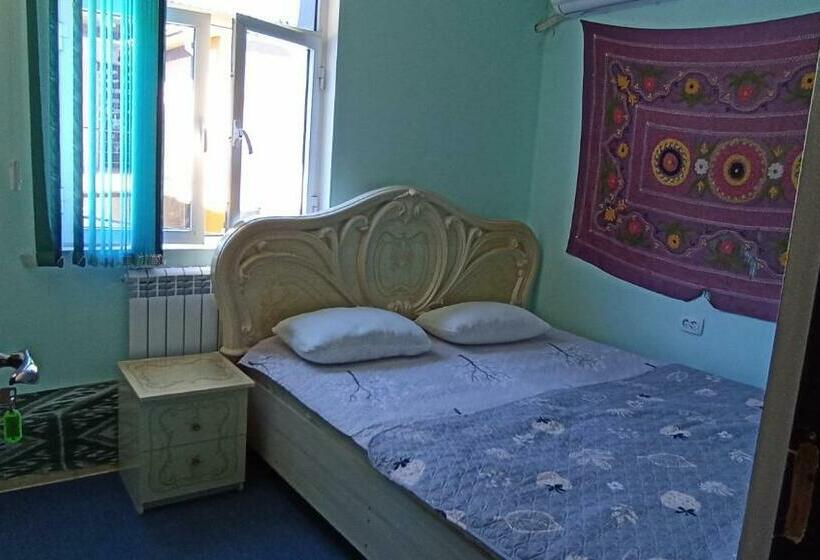 חדר דלוקס, Nastarin