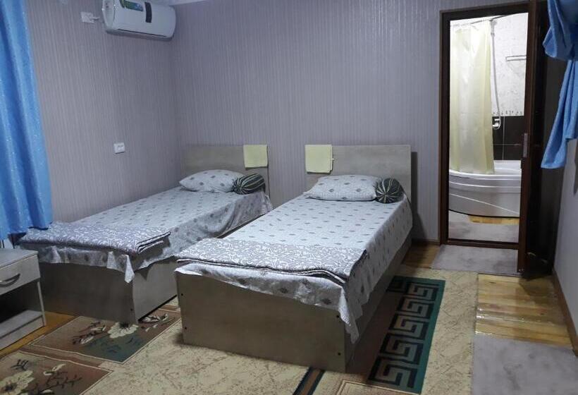 חדר דלוקס, Nastarin