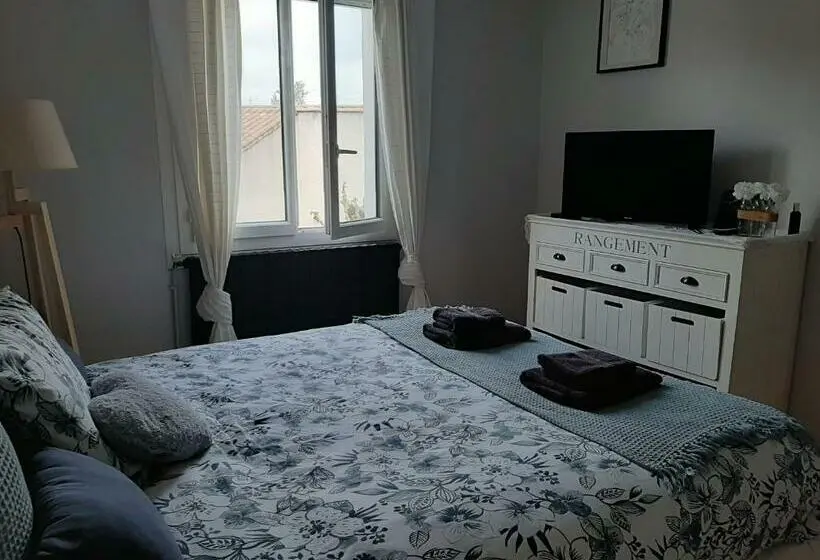 اتاق استاندارد, Chambre Double Dans Maison Chaleureuse Et Familiale