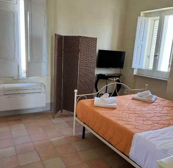 1 Bedroom Penthouse Apartment, Palazzo Porta