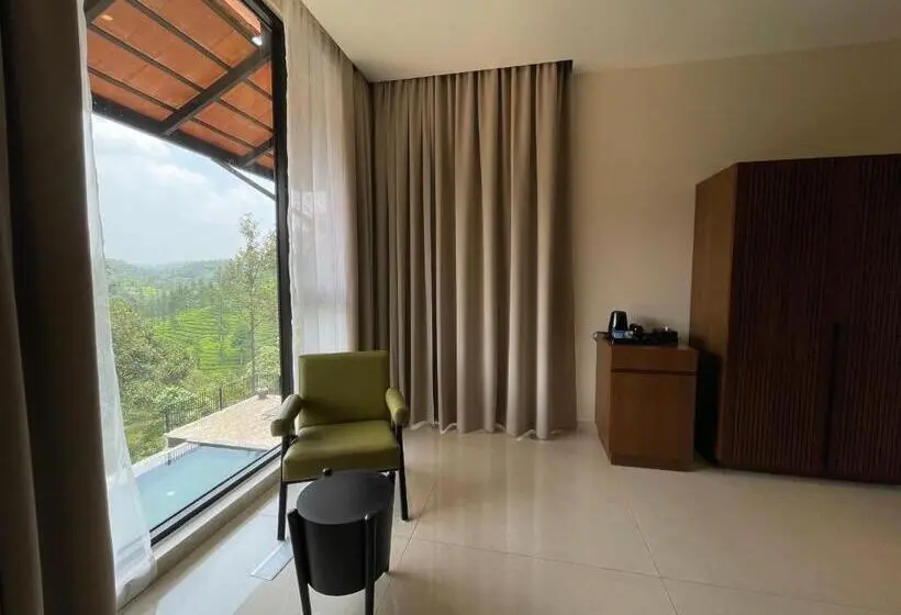 シングルデラックスルーム, Flora Vythiri Resort Wayanad